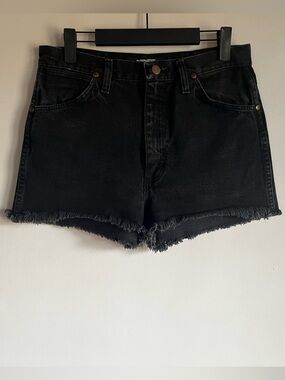 Reformation x Wrangler Vintage Repurposed Line Size 27 Black Cut Off Jean Shorts